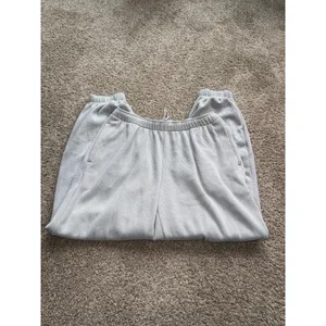 Hollister - Gilly Hicks Cozy Waffle Baggy Joggers - Light Heather Gray, Medium L thumbnail 2