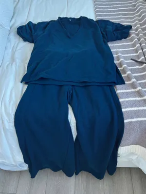 Free People On The Run Set Navy Sweatset thumbnail 1