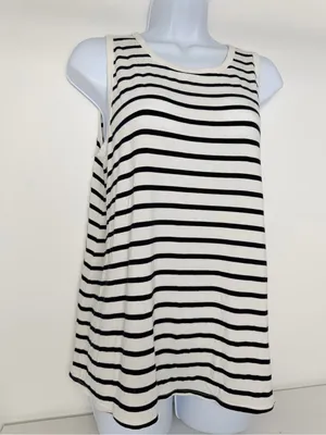 Old Navy Navy and White Striped Tee thumbnail 3