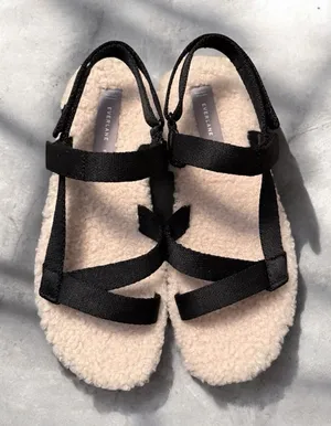 EVERLANE Sandals Teddy Sport Faux Fur Sherpa Lined thumbnail 1