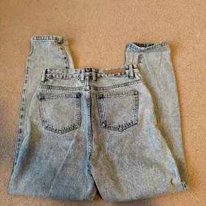 White Fox Boutique High Waisted Mom Jeans thumbnail 3
