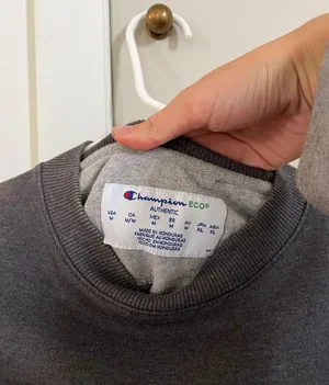 Champion Medium  Crewneck thumbnail 3