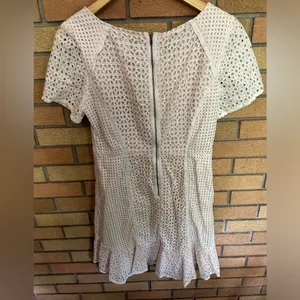 Anthropologie HD in Paris Georgia Eyelet Dress Ruffle Hem White US Size 10 thumbnail 6