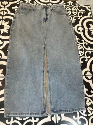 High-Waist Light Blue Denim Midi Skirt with Front Zip Size L thumbnail 1