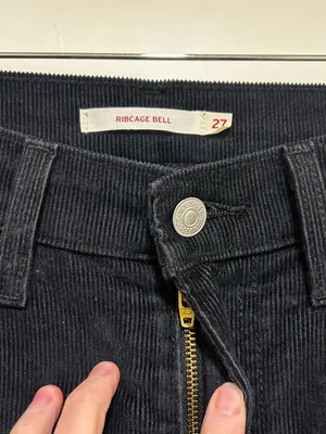 Levi's Ribcage Bell Black Corduroy Flare Pants Size 27 thumbnail 4