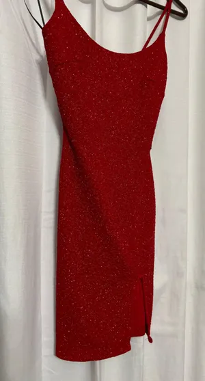 Red Dress thumbnail 1