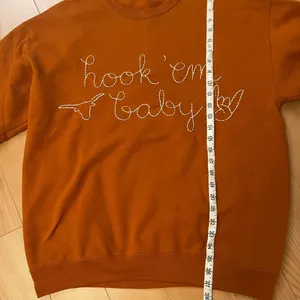 Texas Longhorns Hook ‘em Sweatshirt Orange Size M thumbnail 8