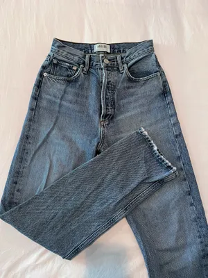 90’s Mid-Rise Jeans thumbnail 1
