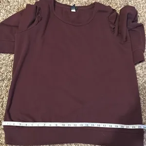 Torrid Crewneck Sweater Ruffled Size 2 thumbnail 6
