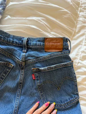 Levi’s Jeans Blue Size 25 thumbnail 2