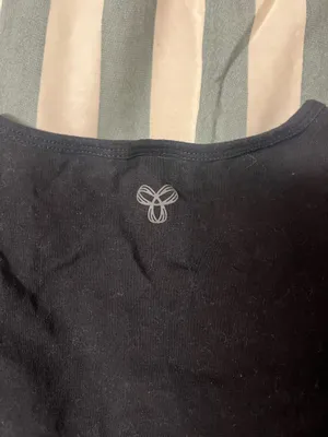 Aritzia TNA Black Cropped Tee thumbnail 3