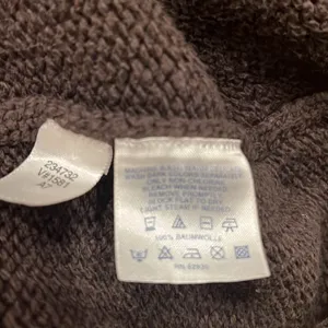 LANDS’ End vneck brown sweater size small (6-8). thumbnail 5