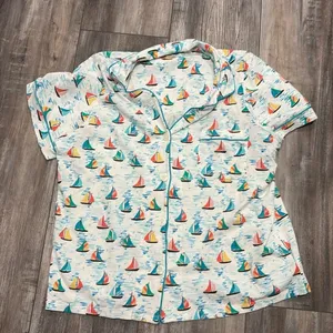 BedHead Size Large Sailboat Shorty Pajamas Shirt thumbnail 1