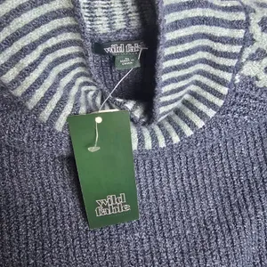 Wild Fable NWT Mock Neck Ribbed Sweater Blue Raglan Sleeve‎ Medium thumbnail 3
