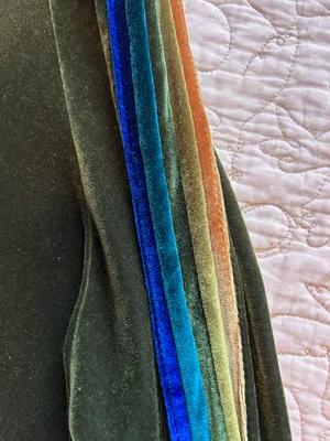 Green Velvet Hoodie thumbnail 2