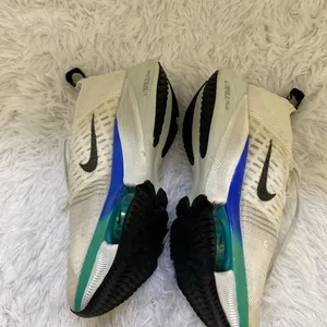 -Nike Air Zoom X Tempo Next % Flynit Women White Sneakers Size -8 thumbnail 6