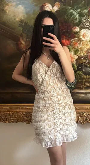 Lulus White Dress Size L thumbnail 1