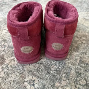 EMU Australia Stinger Micro W10937 Berry Wine Sheepskin Ankle Boots Womens 8 thumbnail 3