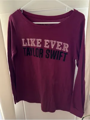 Taylor Swift 2012 Like Ever Knit Top Shirt Womens Small Burgundy Long Sleeve thumbnail 1