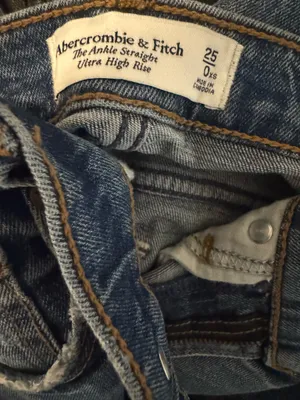 Abercrombie Jeans Straight High-Rise thumbnail 2