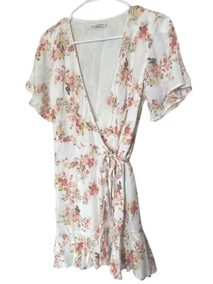 Abercrombie & Fitch Floral Flutter Sleeve Wrap Mini Dress Small Cottagecore thumbnail 3