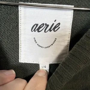 Aerie Sweatshirt Womens Large Olive Green Bright Star Studded Oversized Pullover thumbnail 4