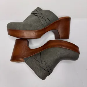 BOC BORN CONCEPT Clogs Sz‎ 7M Grey Faux Suede Block Heel Slip On Shoes thumbnail 13