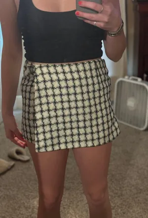Skort thumbnail 1