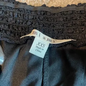 Miami Black off the shoulder‎ lace dress thumbnail 2