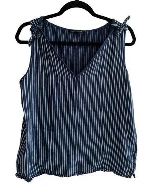 Banana republic navy and white striped tank top size medium womens thumbnail 1