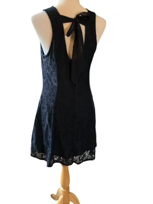 Speechless Navy Blue Floral Lace Tie-Back Skater Dress - XL thumbnail 2