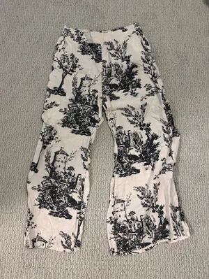 TJ Maxx pants thumbnail 1