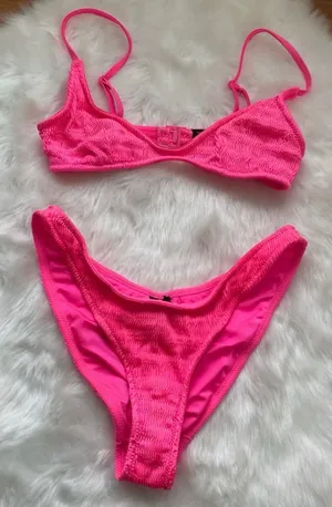 Triangl Bikini set thumbnail 1