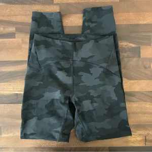 Lululemon Camo Black Leggings thumbnail 2