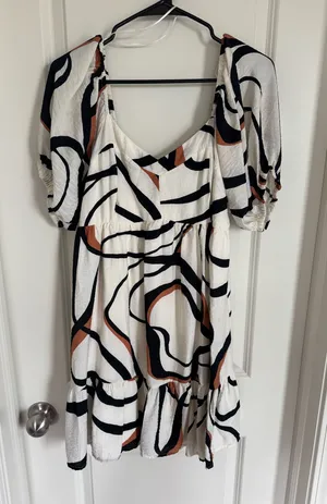 Dress thumbnail 1