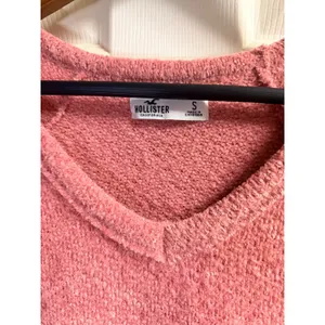 Hollister Womens Small Pink V-Neck Fuzzy Knit Balloon‎ Sleeve Sweater thumbnail 4