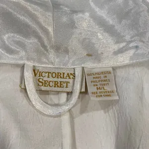 Victoria’s Secret Satin Robe M/L Ivory Champagne Vintage Lingerie Kimono thumbnail 5