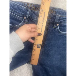 Women's Wrangler Retro Flare Jeans 27x32 High Rise Trouser Boot Cut Raw Hem thumbnail 9