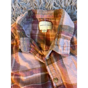 American Eagle Pink Plaid Flannel Shirt‎ Womens Medium Distressed Ripped Elbows thumbnail 6