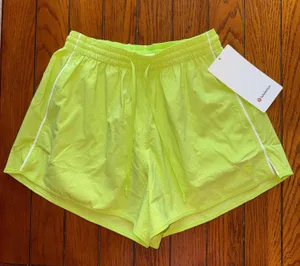 Lululemon Court Rival Short High Rise 3” Perforated, Sour Grape Size 4 NWT thumbnail 1