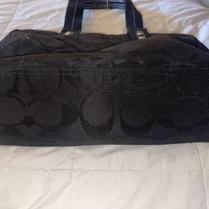 Black Coach Designer Hand Bag thumbnail 3