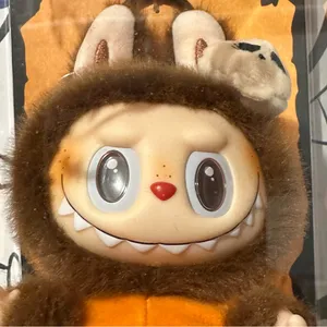 Pop Mart Halloween Sitting Pumpkin Labubu 100% authentic Orange thumbnail 2