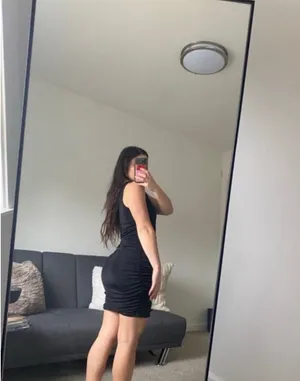 Black mini dress Size L thumbnail 3