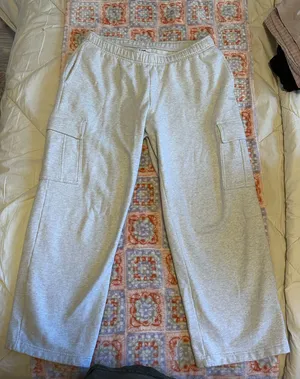 Aritzia Cargo Sweatpants thumbnail 1