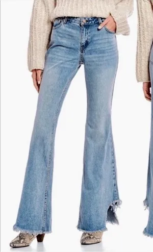 Free People - We The Free Vintage Flare Jeans Raw Hem Mid Rise Denim Size 28 thumbnail 1