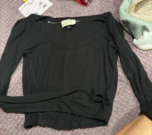 Universal Thread Black Long Sleeve Ribbed Scoop Neck Top  thumbnail 1