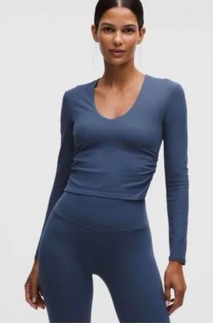 Lululemon Gathered Ribbed Long Sleeve V-Neck Ruched Top Blue Size 10 LW3FQYS thumbnail 1