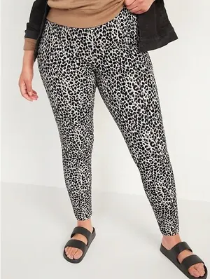 NWT Old Navy Stevie Pants Women XL Leopard Print High Rise Ponte Pintucked‎ thumbnail 1
