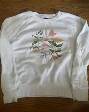 Old Navy sweatshirt  thumbnail 1