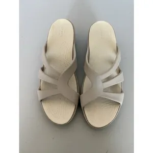 Crocs Sanrah Strappy Wedge Slide Sandals Womens Size 9‎ Taupe Comfort Casual thumbnail 2